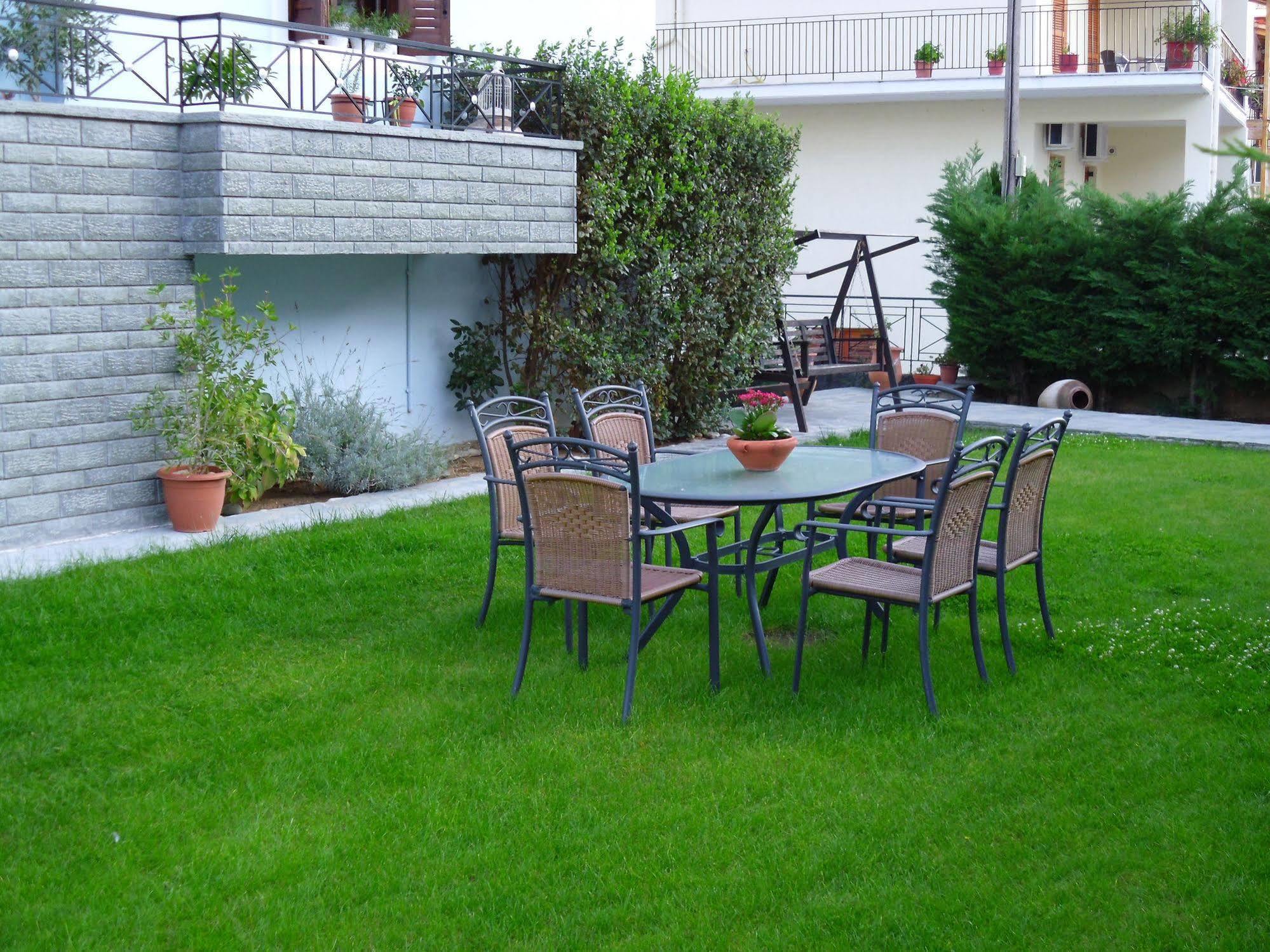 Garden Villa Яніна Екстер'єр фото