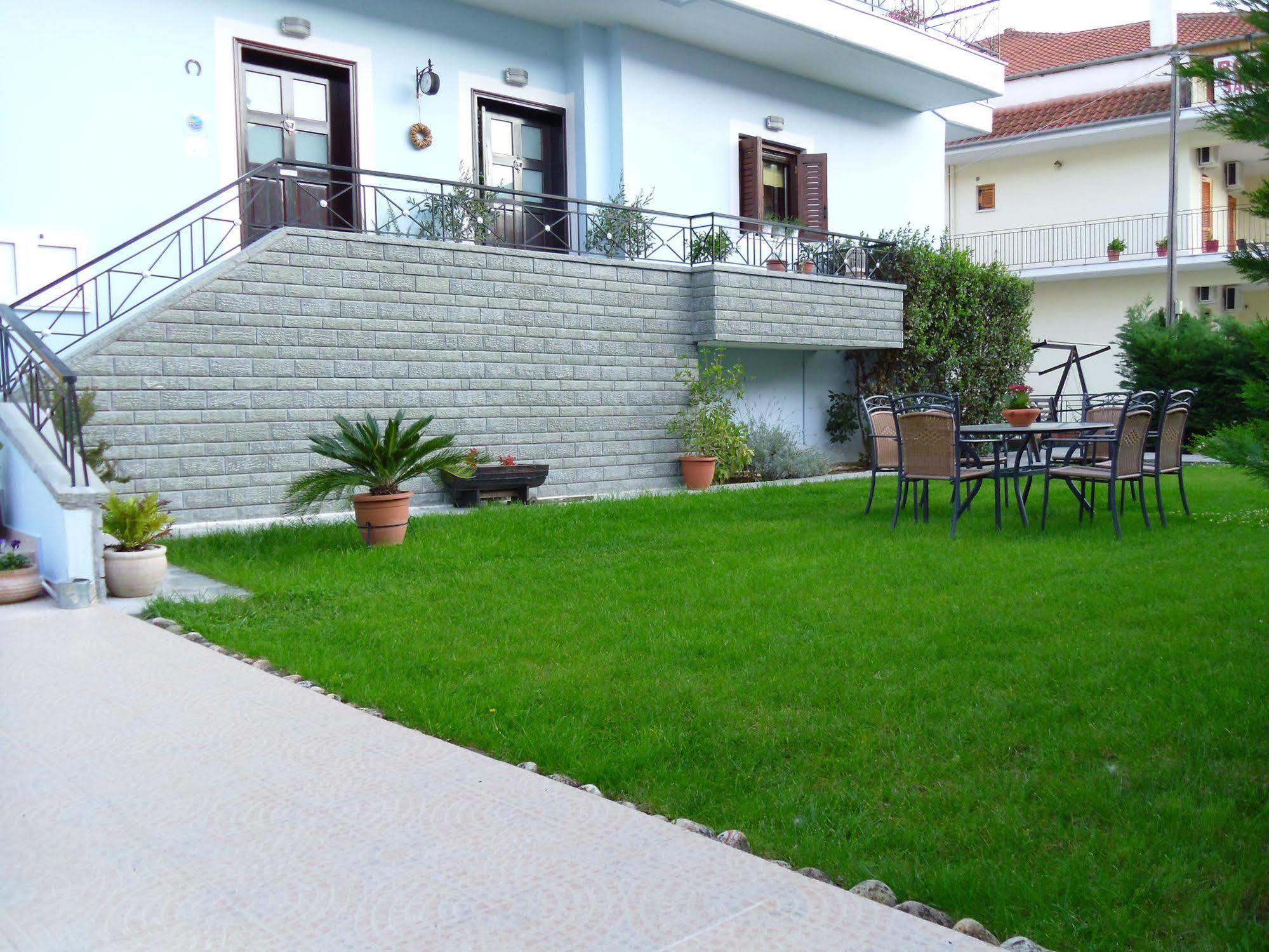 Garden Villa Яніна Екстер'єр фото